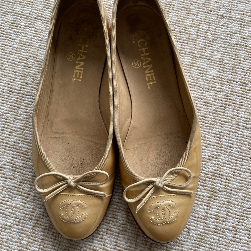 Chanel flats size 37.5